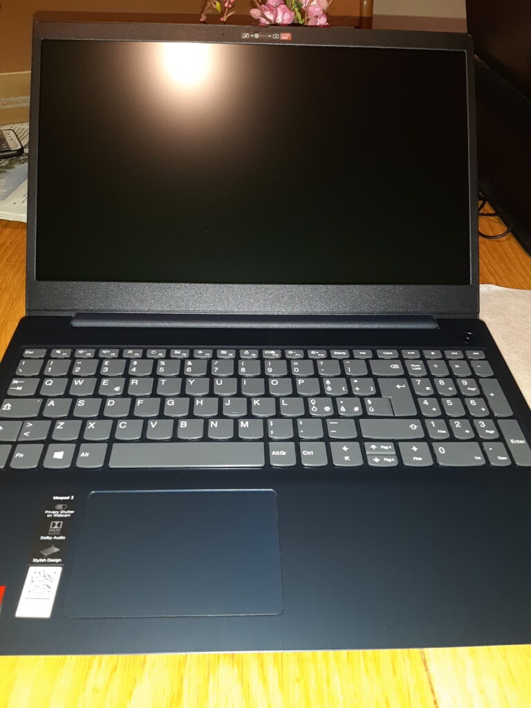 Lenovo IdeaPad 3